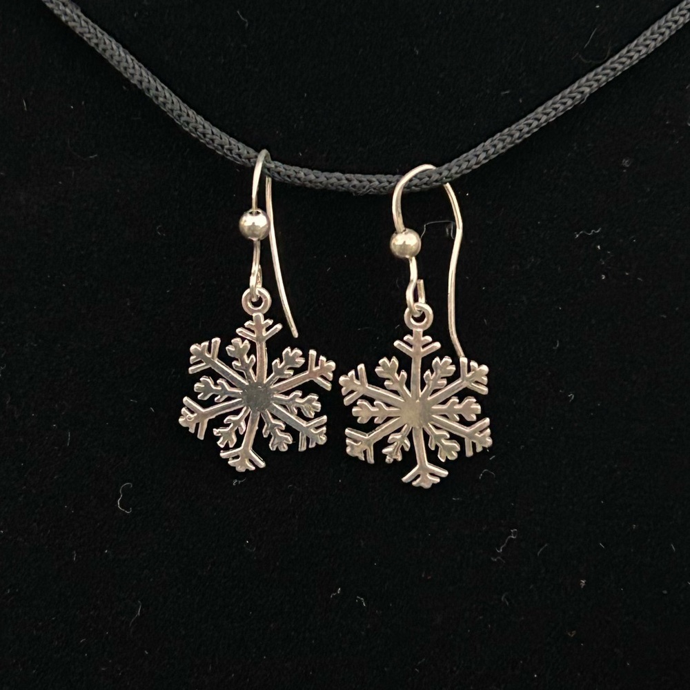 .925 Silver Snowflake Wire drop earrings
